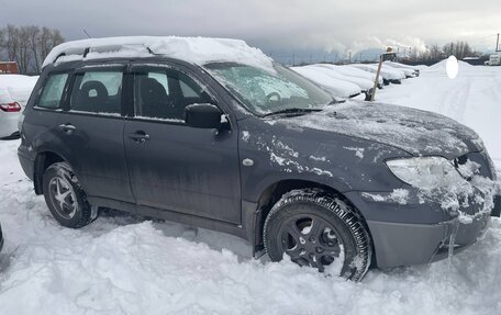 Mitsubishi Outlander III рестайлинг 3, 2008 год, 600 000 рублей, 3 фотография