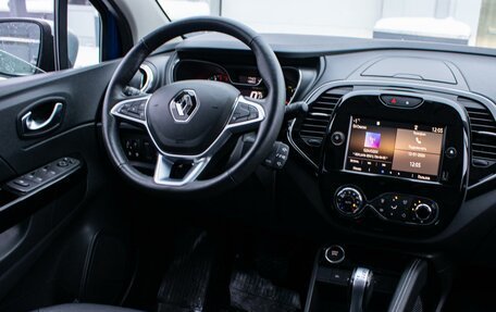 Renault Kaptur I рестайлинг, 2022 год, 1 690 000 рублей, 14 фотография