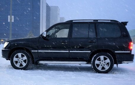 Toyota Land Cruiser 100 рестайлинг 2, 2003 год, 1 700 000 рублей, 3 фотография