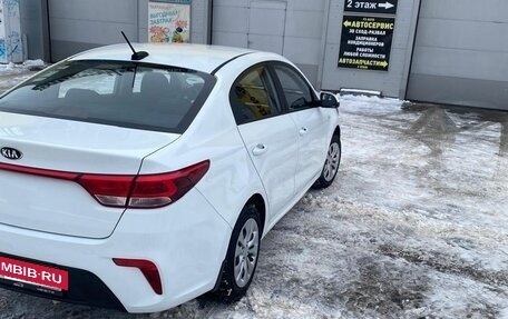 KIA Rio IV, 2017 год, 1 055 000 рублей, 5 фотография