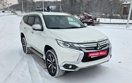 Mitsubishi Pajero Sport III рестайлинг, 2017 год, 2 450 000 рублей, 5 фотография