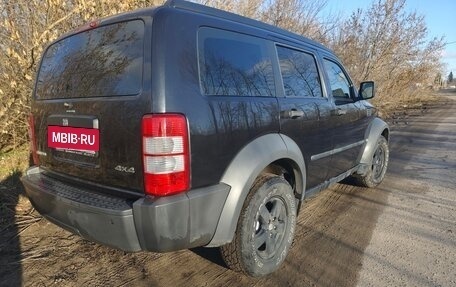 Dodge Nitro, 2007 год, 990 000 рублей, 3 фотография