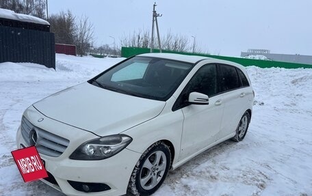 Mercedes-Benz B-Класс, 2013 год, 1 180 000 рублей, 2 фотография