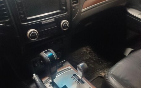 Mitsubishi Pajero IV, 2008 год, 990 000 рублей, 11 фотография