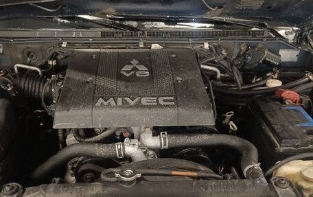 Mitsubishi Pajero IV, 2008 год, 990 000 рублей, 14 фотография