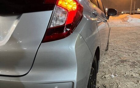 Honda Fit III, 2018 год, 1 400 000 рублей, 6 фотография