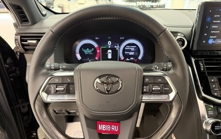 Toyota Land Cruiser, 2025 год, 15 899 000 рублей, 14 фотография