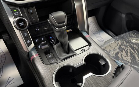 Toyota Land Cruiser, 2025 год, 15 899 000 рублей, 18 фотография