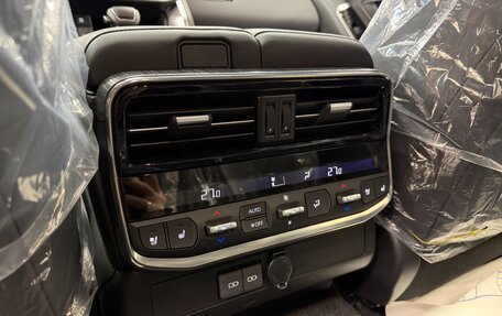 Toyota Land Cruiser, 2025 год, 15 899 000 рублей, 21 фотография