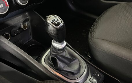 KIA Rio III рестайлинг, 2015 год, 910 000 рублей, 16 фотография