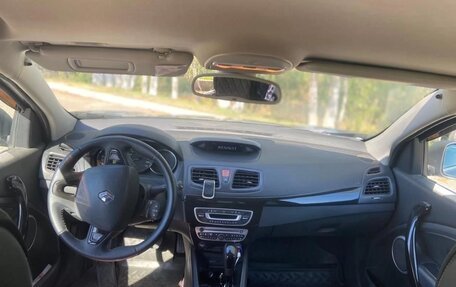 Renault Fluence I, 2010 год, 730 000 рублей, 2 фотография