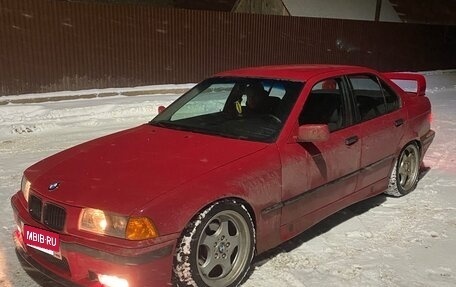 BMW 3 серия, 1991 год, 650 000 рублей, 13 фотография