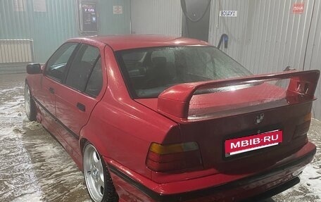 BMW 3 серия, 1991 год, 650 000 рублей, 4 фотография