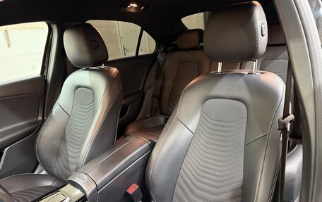 Mercedes-Benz A-Класс, 2019 год, 2 600 000 рублей, 12 фотография