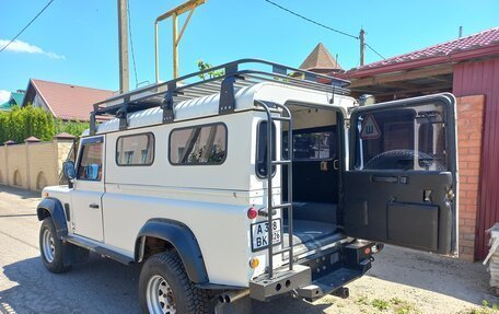 Land Rover Defender I, 1995 год, 1 700 000 рублей, 15 фотография