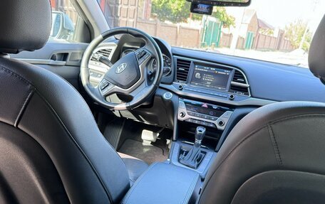 Hyundai Elantra VI рестайлинг, 2016 год, 1 360 000 рублей, 2 фотография