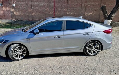 Hyundai Elantra VI рестайлинг, 2016 год, 1 360 000 рублей, 7 фотография