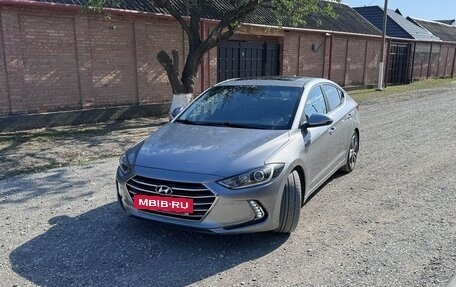 Hyundai Elantra VI рестайлинг, 2016 год, 1 360 000 рублей, 8 фотография