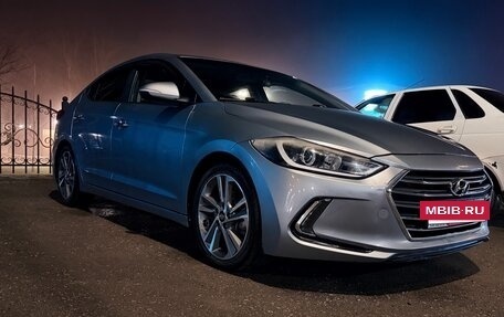 Hyundai Elantra VI рестайлинг, 2016 год, 1 360 000 рублей, 18 фотография
