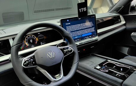 Volkswagen Teramont, 2025 год, 6 650 000 рублей, 18 фотография