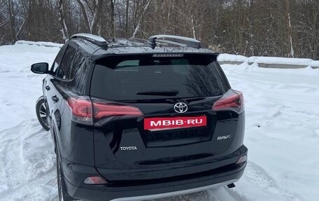 Toyota RAV4, 2018 год, 2 550 000 рублей, 6 фотография
