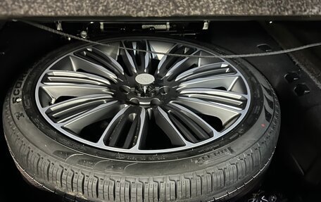 Land Rover Range Rover IV рестайлинг, 2020 год, 13 000 000 рублей, 9 фотография