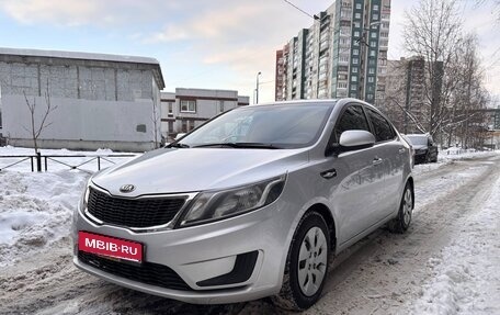 KIA Rio III рестайлинг, 2013 год, 600 000 рублей, 1 фотография