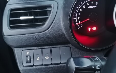 KIA Rio III рестайлинг, 2014 год, 880 000 рублей, 10 фотография