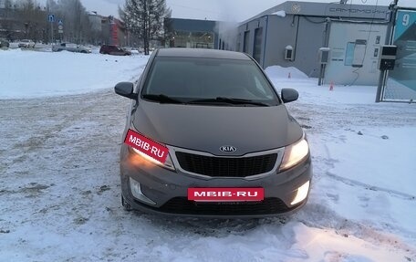 KIA Rio III рестайлинг, 2014 год, 880 000 рублей, 2 фотография