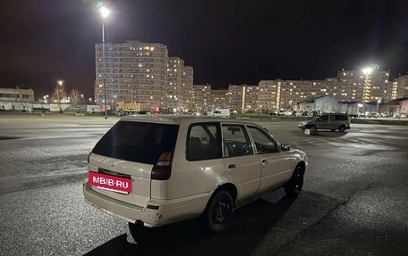Nissan Wingroad I, 1998 год, 400 000 рублей, 3 фотография