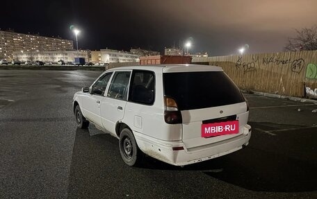 Nissan Wingroad I, 1998 год, 400 000 рублей, 2 фотография