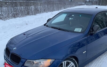 BMW 3 серия, 2009 год, 1 650 000 рублей, 3 фотография