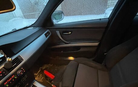 BMW 3 серия, 2009 год, 1 650 000 рублей, 11 фотография