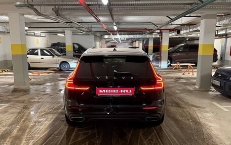 Volvo V60 Cross Country II, 2021 год, 3 640 000 рублей, 17 фотография