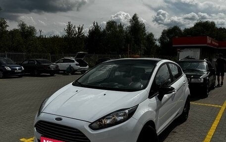 Ford Fiesta, 2017 год, 829 000 рублей, 1 фотография