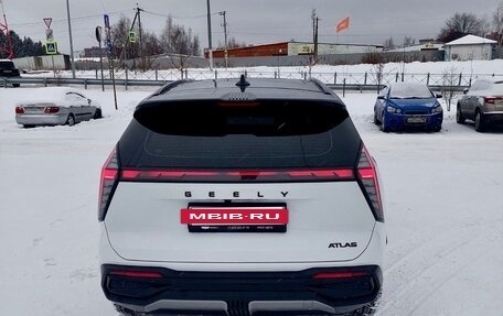 Geely Atlas, 2023 год, 2 650 000 рублей, 5 фотография