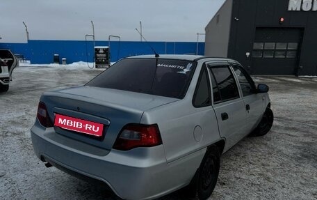 Daewoo Nexia I рестайлинг, 2011 год, 250 000 рублей, 5 фотография