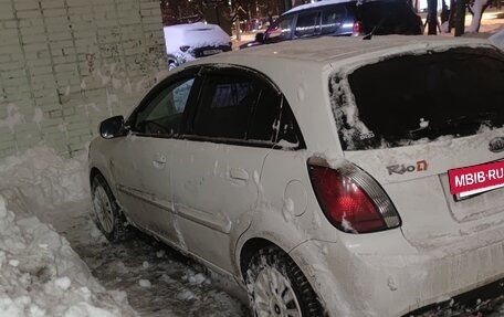 KIA Rio II, 2010 год, 600 000 рублей, 3 фотография