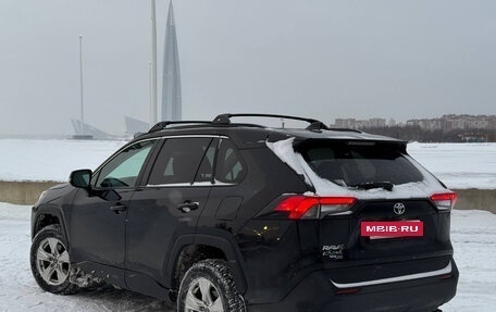 Toyota RAV4, 2020 год, 3 400 000 рублей, 4 фотография