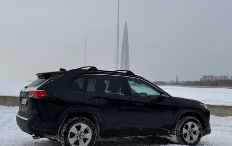 Toyota RAV4, 2020 год, 3 400 000 рублей, 7 фотография
