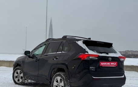 Toyota RAV4, 2020 год, 3 400 000 рублей, 6 фотография