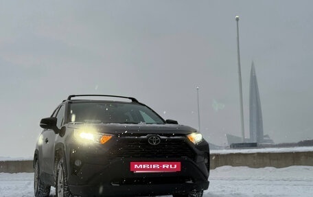 Toyota RAV4, 2020 год, 3 400 000 рублей, 15 фотография