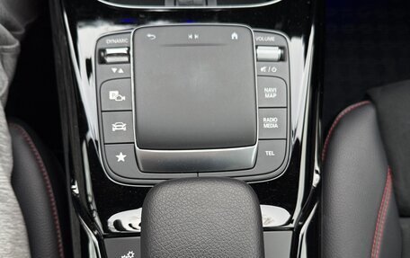 Mercedes-Benz A-Класс AMG, 2021 год, 4 300 000 рублей, 15 фотография