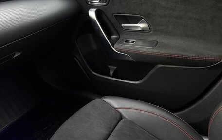 Mercedes-Benz A-Класс AMG, 2021 год, 4 300 000 рублей, 20 фотография