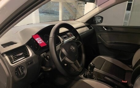 Skoda Rapid I, 2017 год, 870 000 рублей, 23 фотография