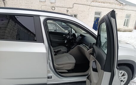 Chevrolet Orlando I, 2012 год, 860 000 рублей, 6 фотография