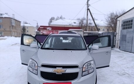 Chevrolet Orlando I, 2012 год, 860 000 рублей, 3 фотография