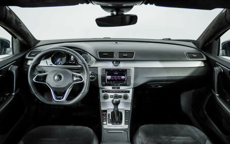 Volkswagen Passat B7, 2014 год, 1 249 000 рублей, 10 фотография