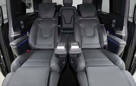 Mercedes-Benz V-Класс, 2025 год, 13 990 000 рублей, 22 фотография