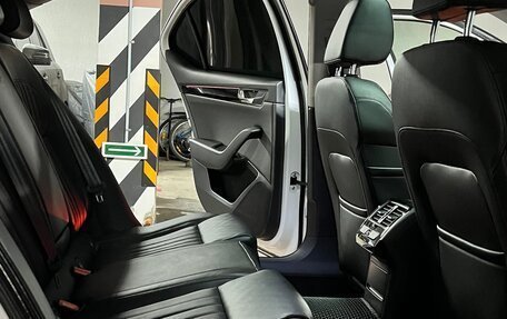 Skoda Superb III рестайлинг, 2016 год, 2 800 000 рублей, 9 фотография